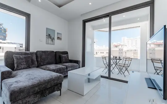 Sea La Vie Seaview Apartment, living room