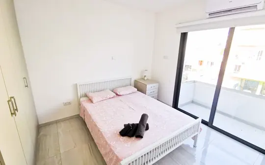 Vasilo Court Seaview City Apartment, bedroom