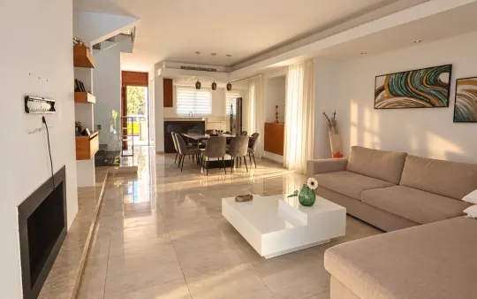 Villa with pool and roof garden in Geroskipou, photo 2