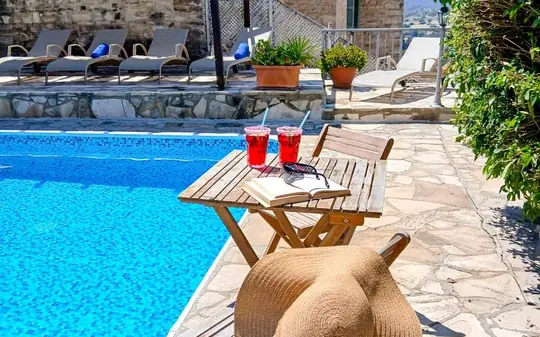 Poseidon Poolview Apartment in Skarinou, photo 1