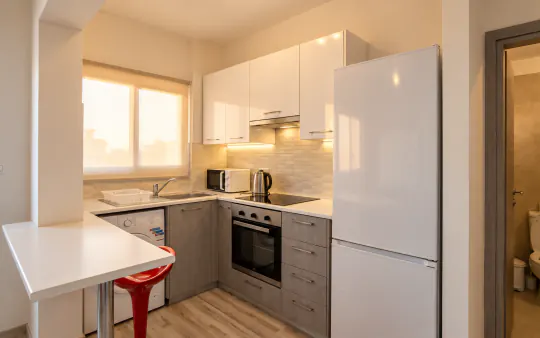 City centre apartment near Finikoudes, photo 3