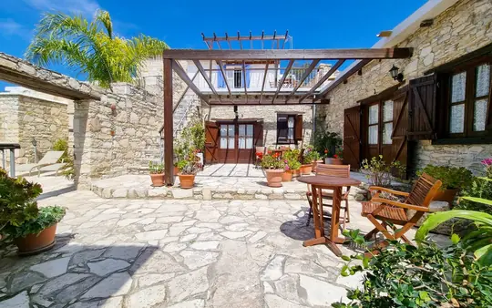Hera Pool Studio in Skarinou, photo 5