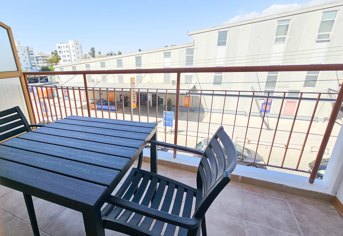 Studio: Balcony of studio 4