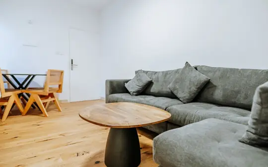 Larnaca Beach Bliss Apartment, living room