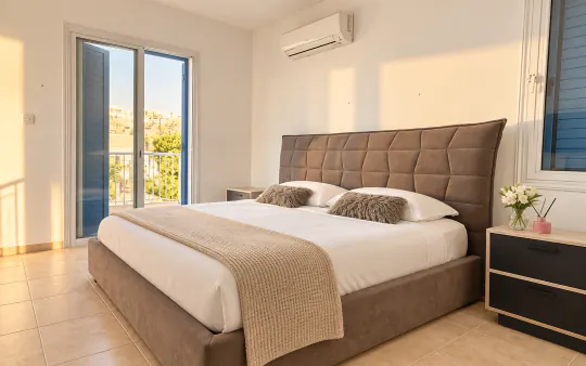Modern villa with pool in Peyia, photo 5
